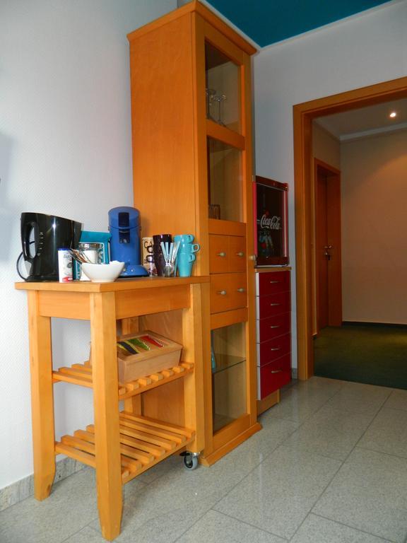 Messeapartment, Messezimmer Sehnde Bilik gambar