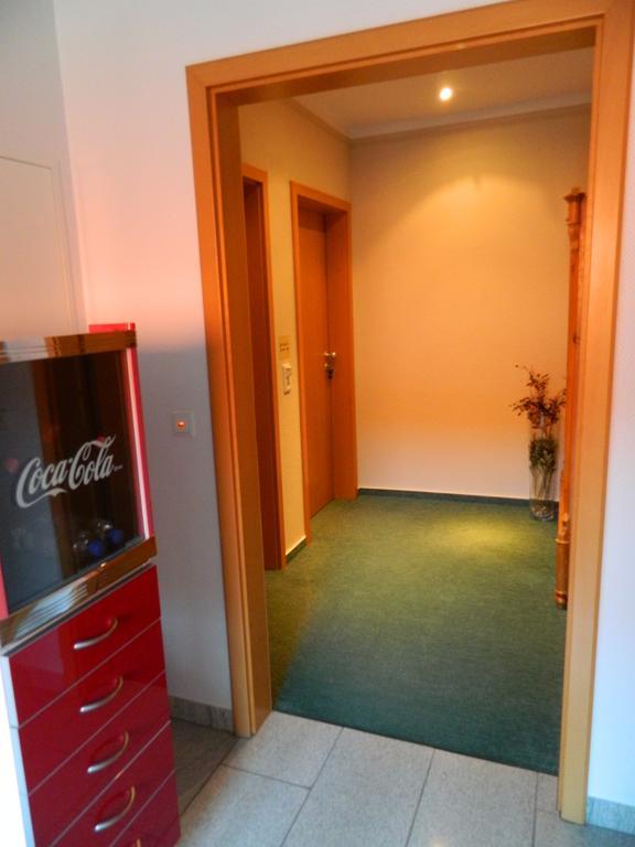 Messeapartment, Messezimmer Sehnde Bilik gambar